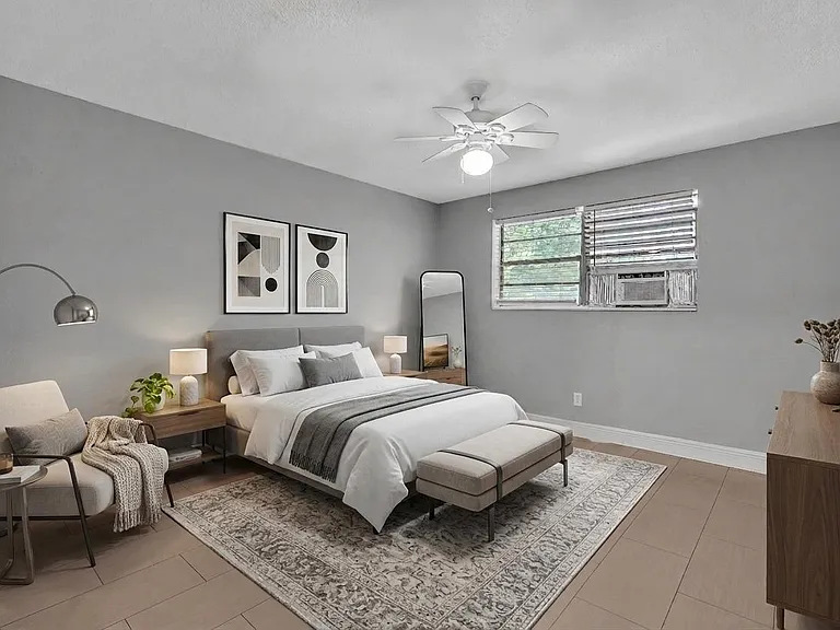 626 SW 14th Ave #204 — Photo 8