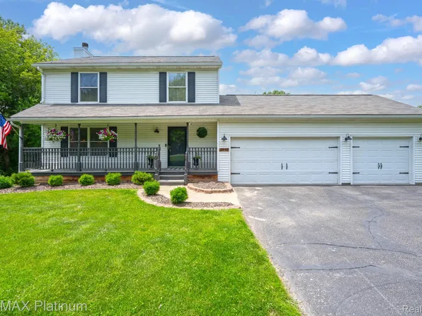 2401 Golf Club Rd, Howell, MI 48843