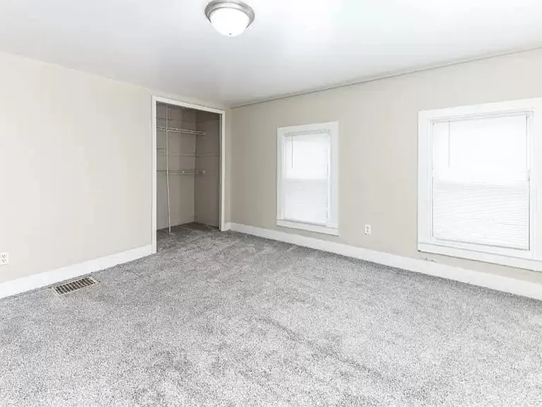 407 Washtenaw Ave — Photo 15