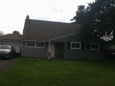 7 Hilltop Rd, Levittown, PA, 19056