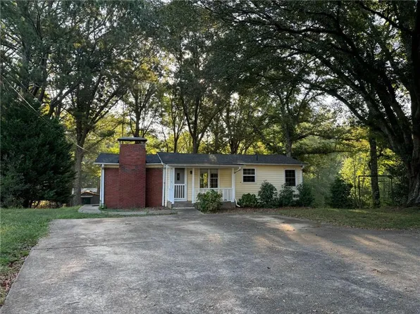 14450 Cogburn Rd, Milton, GA 30004