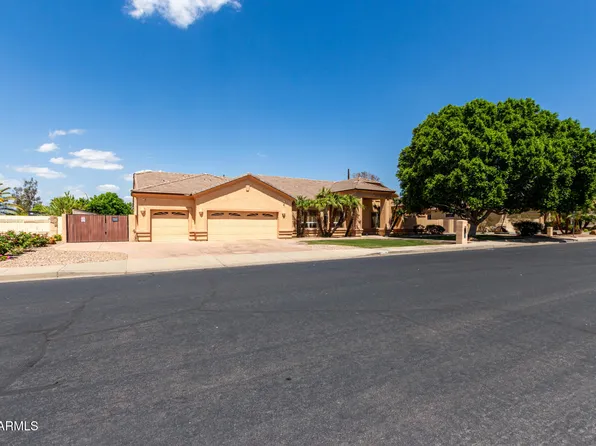 2528 N ASHBROOK Circle, Mesa, AZ 85213