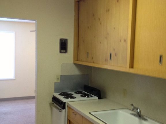 3rd image of 412 E North Bend Way #10312047
