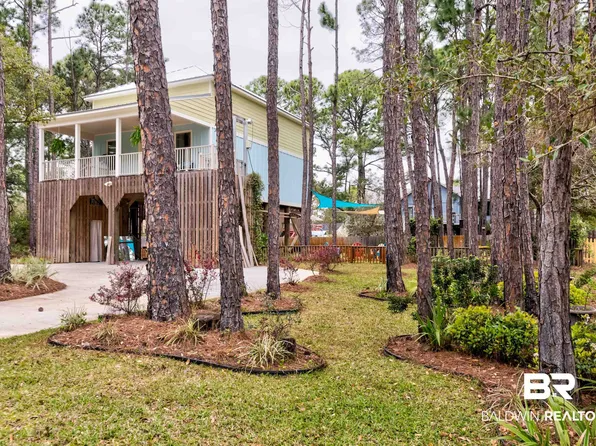 410 Conde Ave, Dauphin Island, AL 36528