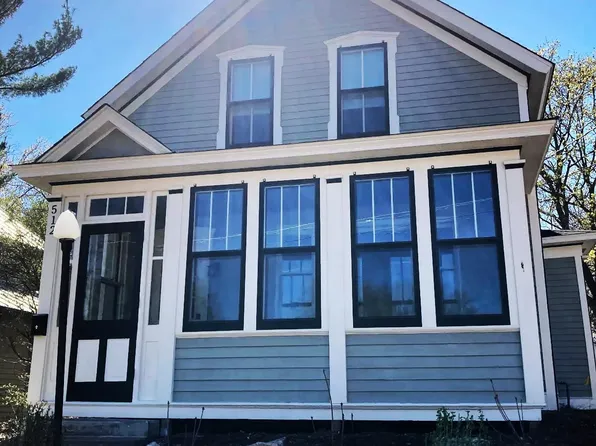 512 5th St N, Stillwater, MN 55082