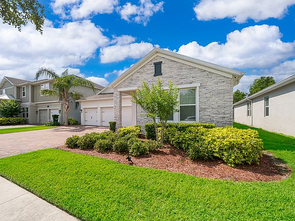 3rd image of 11054 Cyrilla Woods Dr