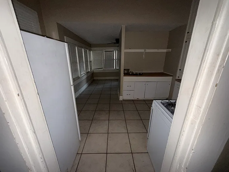 1410 Circle Park Blvd — Photo 7
