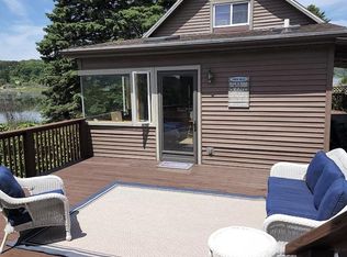 1039 River Rd, Frankfort, MI 49635