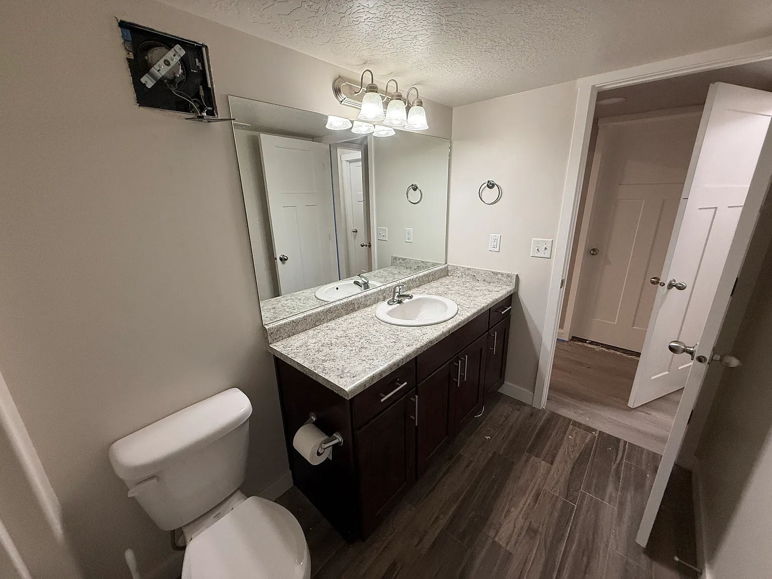 2 bed, $1,775 — Photo 4
