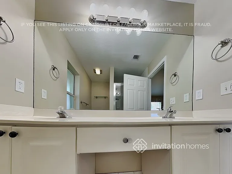 1891 Tulip Ln — Photo 11