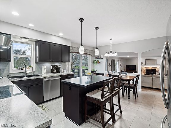 3rd image of 17104 Hawks Lookout Ln