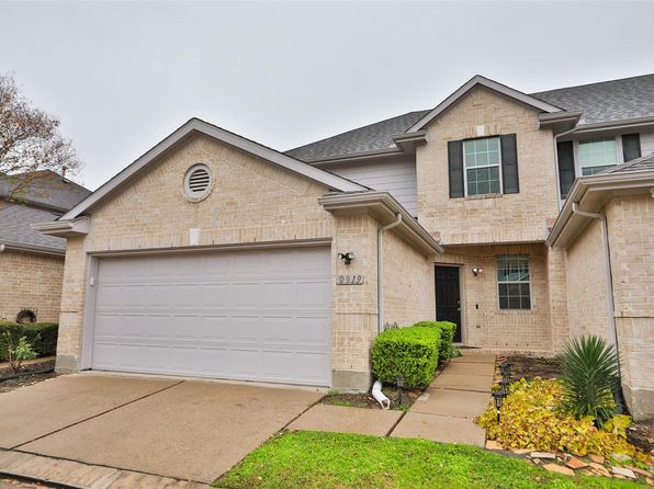 2919 Meadowglen Crst, Houston, TX 77082