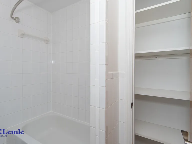 141 E 26th St #6C — Photo 12