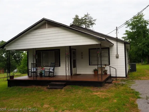 1141 Old Graphic St, Mulberry, AR 72947