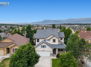 6945 Amber Ridge Dr, Colorado Springs, CO 80922