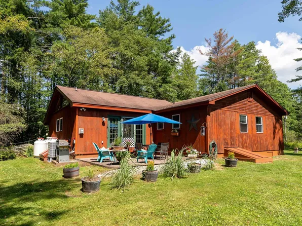 4297 US Route 4, Mendon, VT 05701