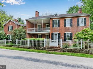 916 McCormick Rd, Mechanicsburg, PA 17055