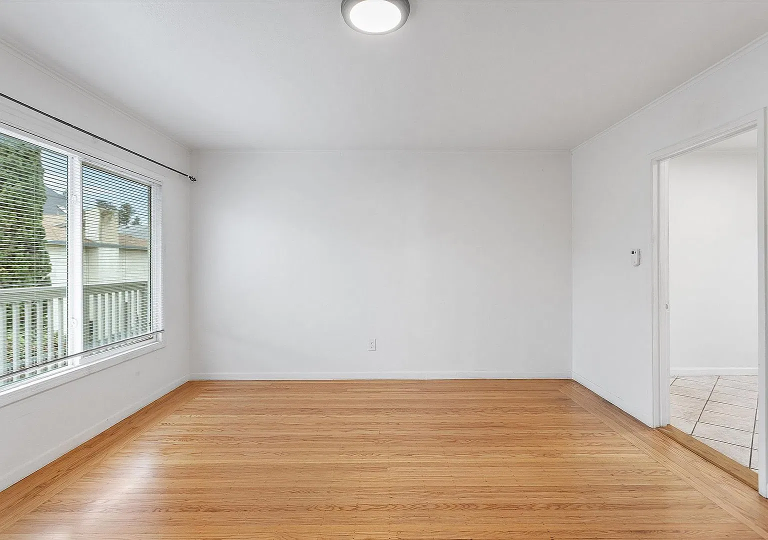 1419 Walnut St. #F - 2 bedroom | 1 bath | Ground-level unit with no upstairs neighbors — Photo 4