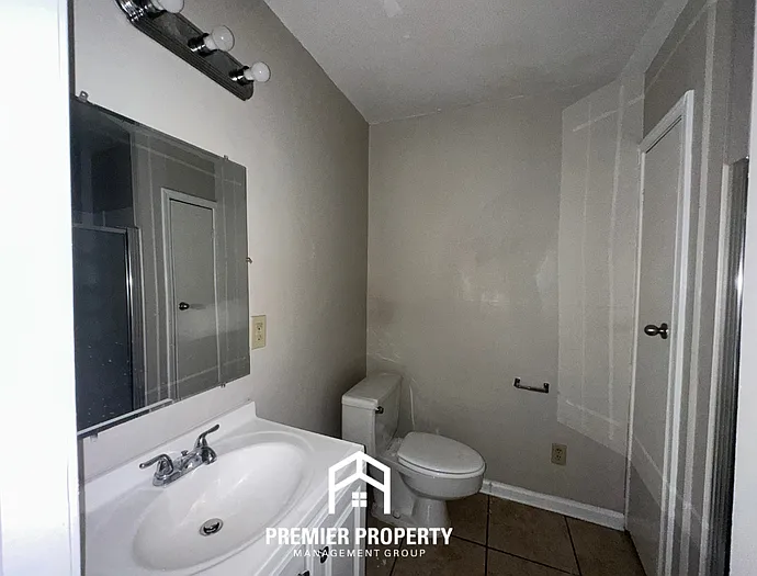 5124 Rolling Meadows Dr — Photo 10