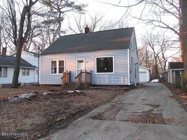 1st image of 864 Wilson Ave