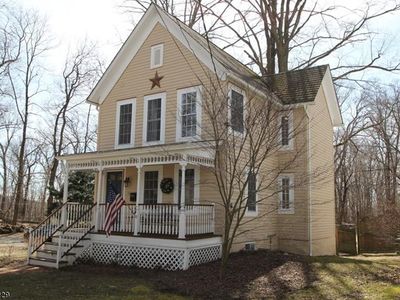 12 Walker St, Newton, NJ, 07860