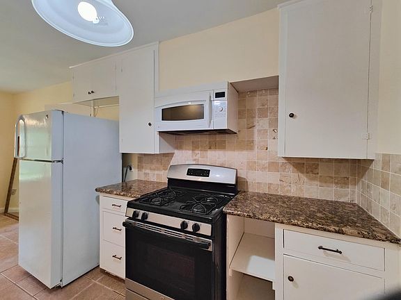 5th image of 3022 Broadmead Dr
