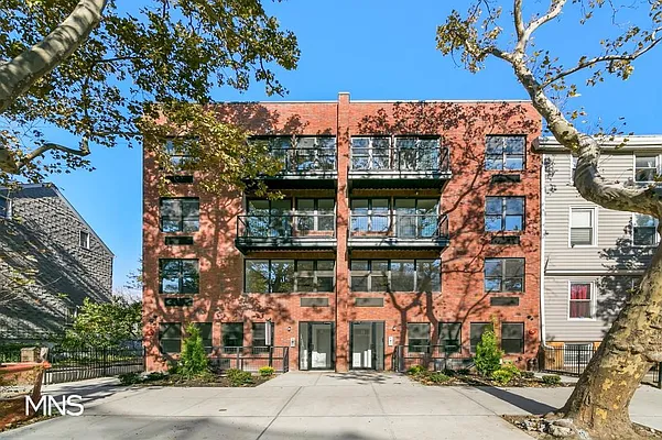 Rented by MNS | media 15