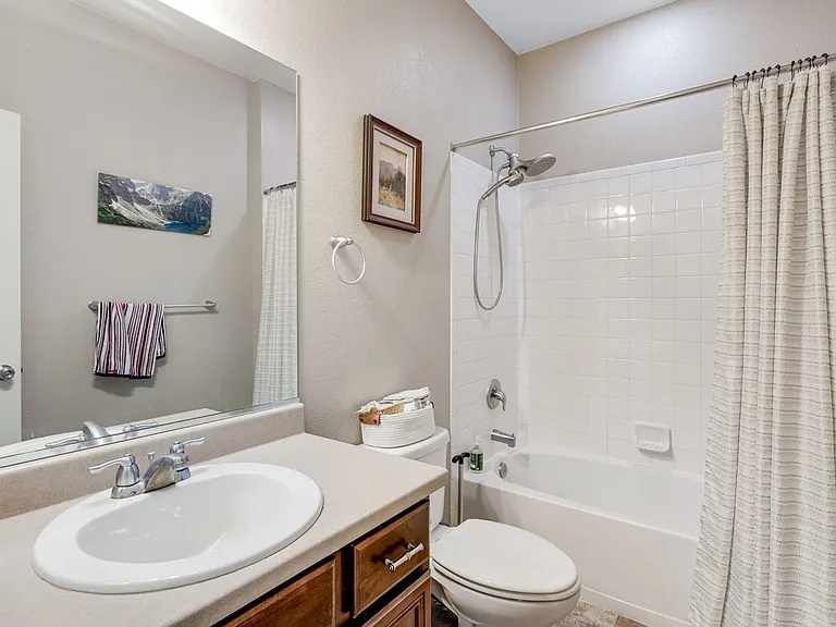 2068 Cutting Horse Dr — Photo 18