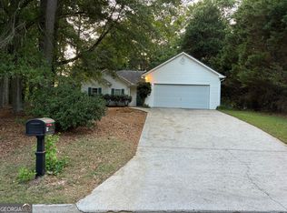 882 Whispering Way, Winder, GA 30680