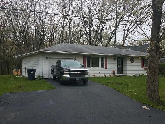 2nd image of 37898 N Metropolitan Ave