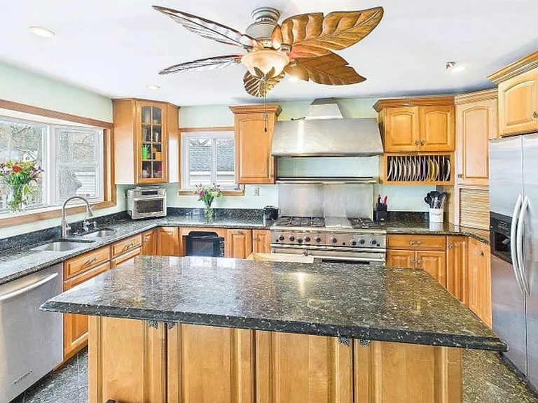 675 Mantoloking Rd — Photo 4