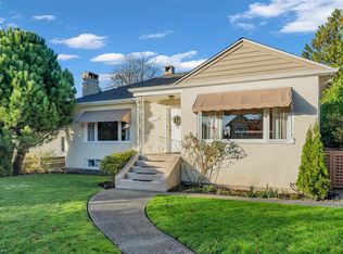 2225 W 22nd Ave, Vancouver, BC V6L 1L6