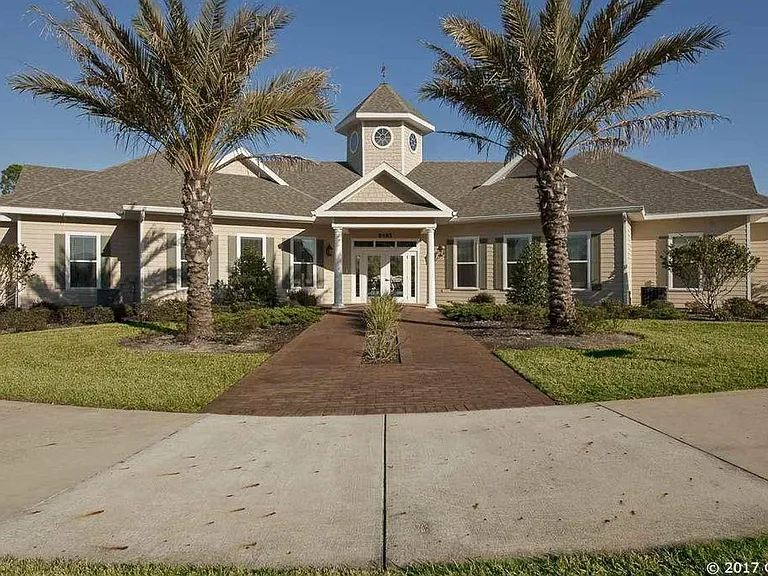 Club House 1