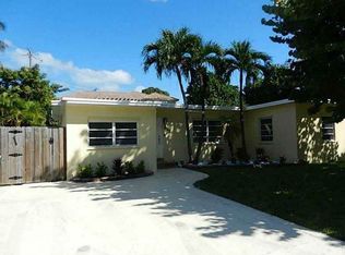 351 W Palmwood Ln, Key Biscayne, FL 33149