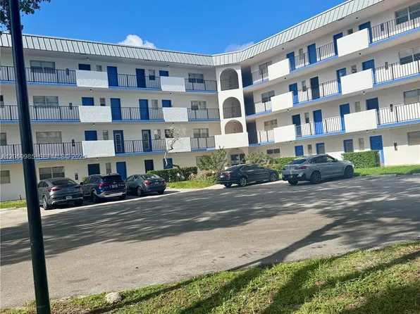 6361 N Falls Circle Dr APT 311, Lauderhill, FL 33319