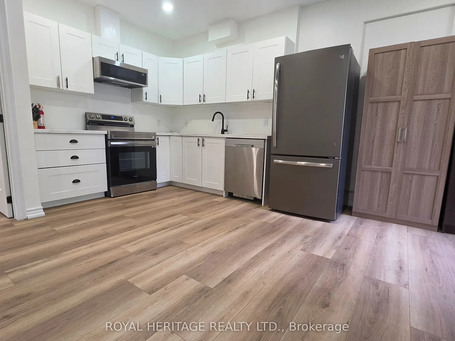 1 bed, $1,800 — Photo 3