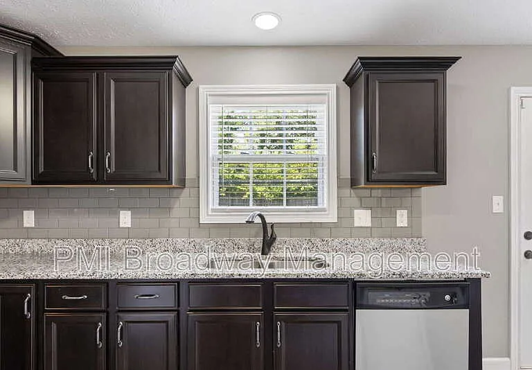 1259 Eagles View Dr — Photo 34