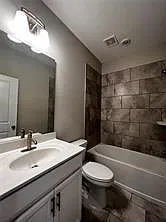2568 Morehead St — Photo 17