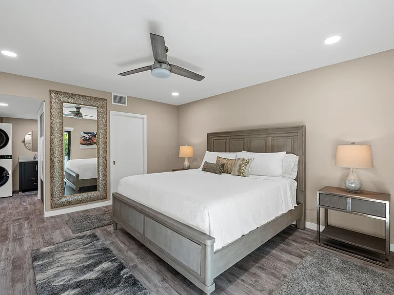 11863 Wimbledon Cir #438 — Photo 15