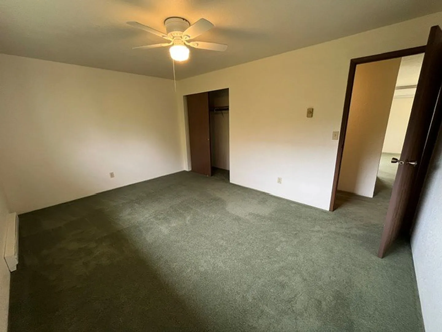 JonDee 10619 4 Plex — Photo 4