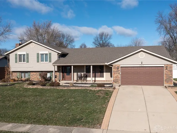 325 Birdsong Dr, Vandalia, OH 45377