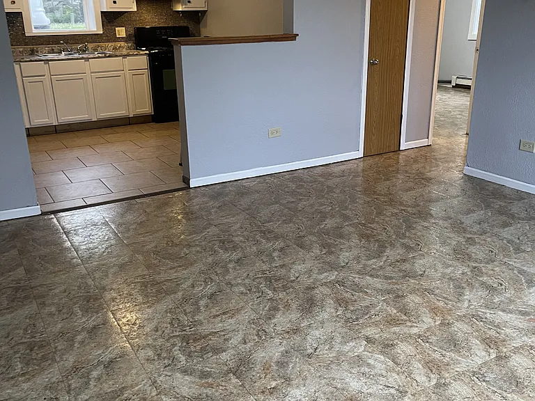 160 S Curtis Ave — Photo 8
