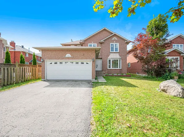 37 Dumaurier Cres, Richmond Hill, ON L4S 1G6