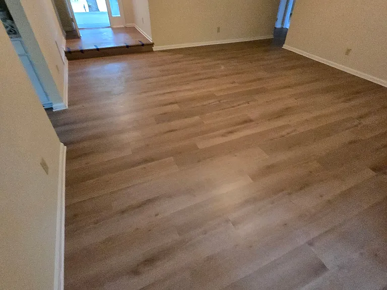 2080 Kings Gate Cir #C — Photo 2