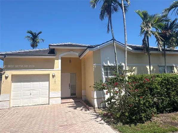 21480 SW 90th Pl, Cutler Bay, FL 33189