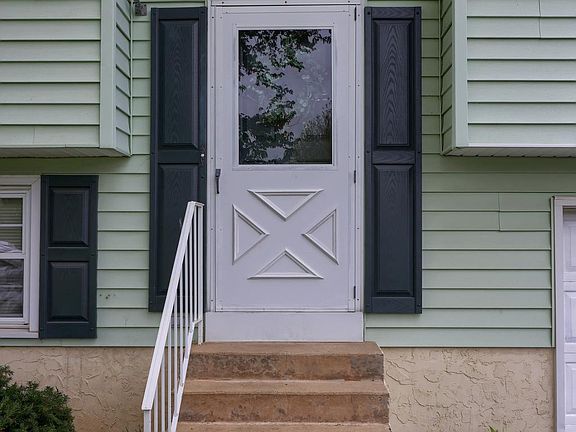 5th image of 100 Hertzog Dr