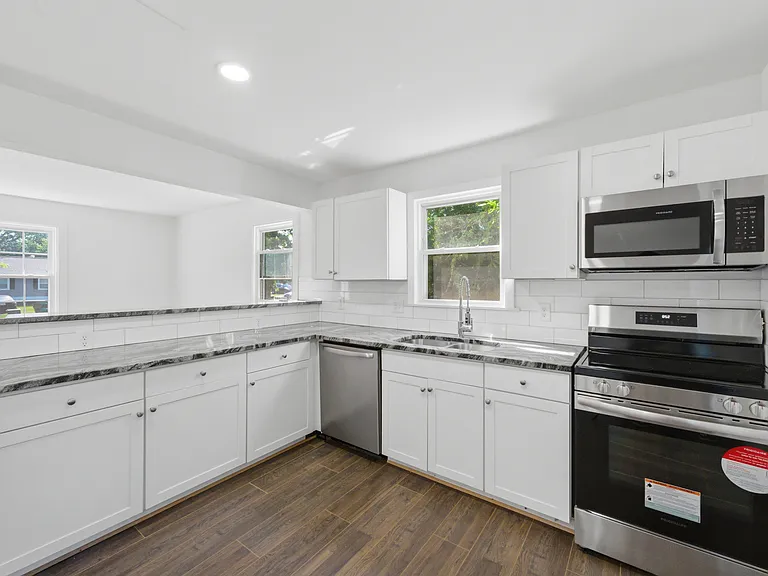 302 Marlin Dr — Photo 7