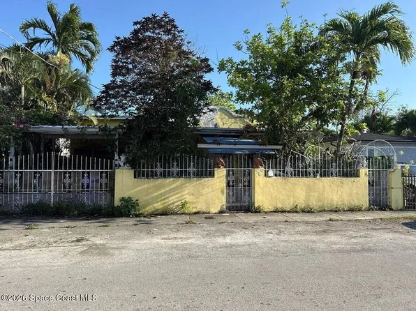 1772 NW 19th St, Miami, FL 33125