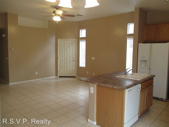 3rd image of 16620 S 48th St Unit 17