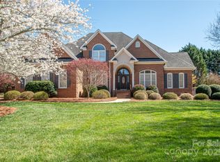 3071 Ancestry Cir, Matthews, NC 28104